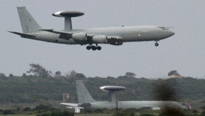 Spojenci v Kaddáfího pätách: Vojna naberá na obrátkach