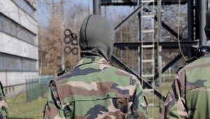 Vojak Marek (†33) sa zastrelil pred vlastným domom. V obci bol obľúbený, trápili ho psychické problémy