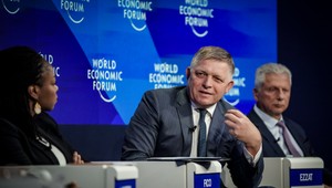 Slovensko by mohlo zaviesť štvordňový pracovný týždeň. Fico o tom hovoril v Davose