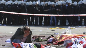 Výbuchy v tureckej Ankare zabili najmenej 95 ľudí, podozrivý je Islamský štát