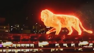 Ťažko prekonateľná šou: Estudiantes vypustili ohnivého leva