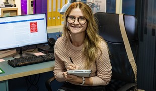 V seriáli sivá myška, v skutočnosti dračica: Hviezdu z Miše v Košiciach mimo kamier nespoznáte!