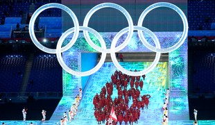 Fína vraj bezdôvodne izolovali. Nemcom vadí ubytovanie, Rusom jedlo