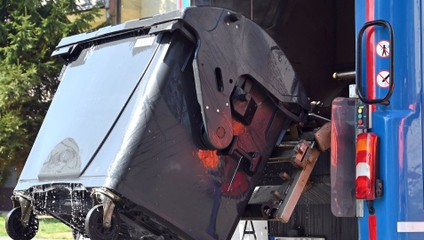 „Ani bohatým smeti nesmrdia.“ Odpadársky biznis láka investorov stabilnými výnosmi