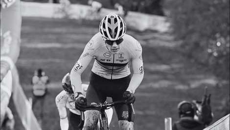 Mladý 18-ročný cyklokrosový jazdec zomrel po zrážke s autom