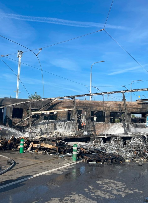 zrážka vlak kamion požiar hasiči