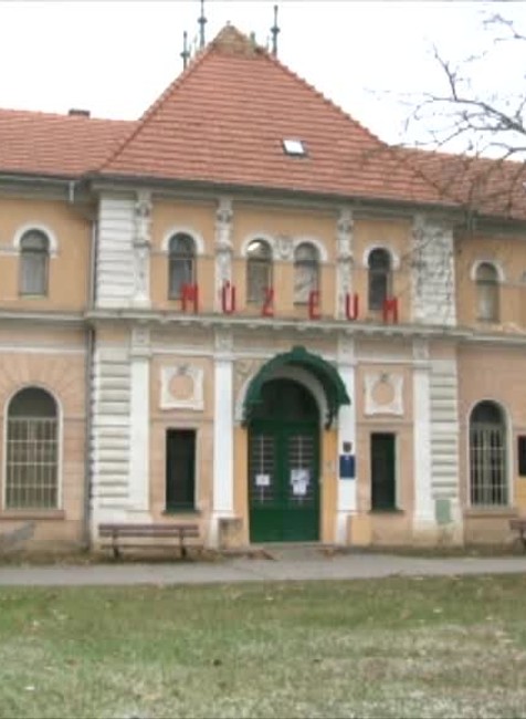 [multi] Interpol pátra po najhľadanejšom predmete sveta. Ukradli ho v Piešťanoch 3439