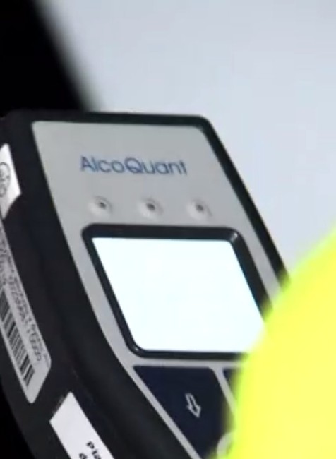 Policajti neverili vlastným očiam. Zastavili šoférku (22), ktorá šoférovala s dvomi promile