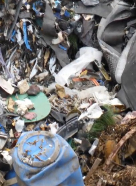 Nelegálna skládka v Seredi