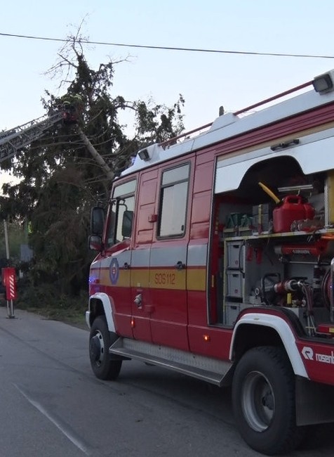 Veterná smršť Lekárovce