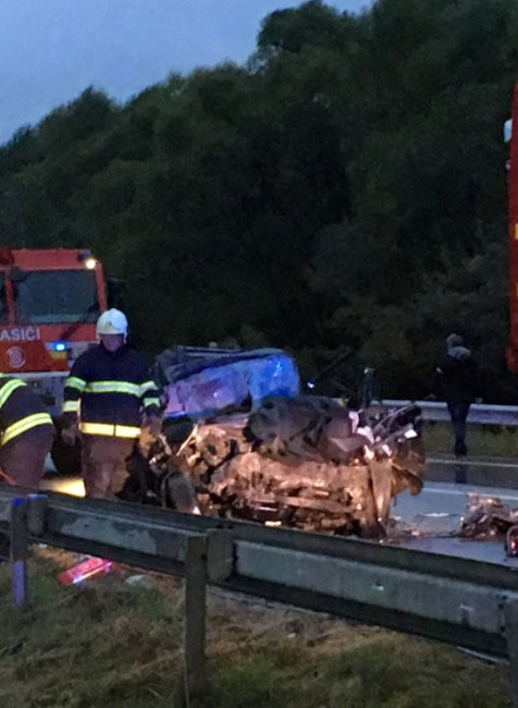 Nehoda, šahy, auto, autobus