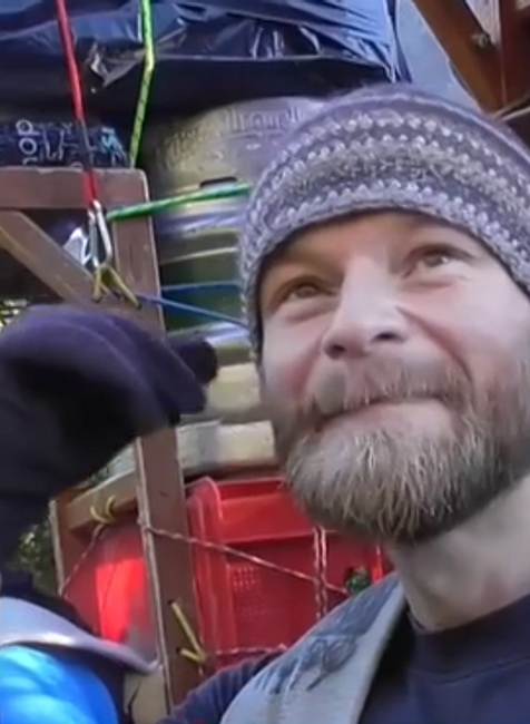 Turistov v Tatrách prekvapila netradičná vynáška na Chatu pod Rysmi 