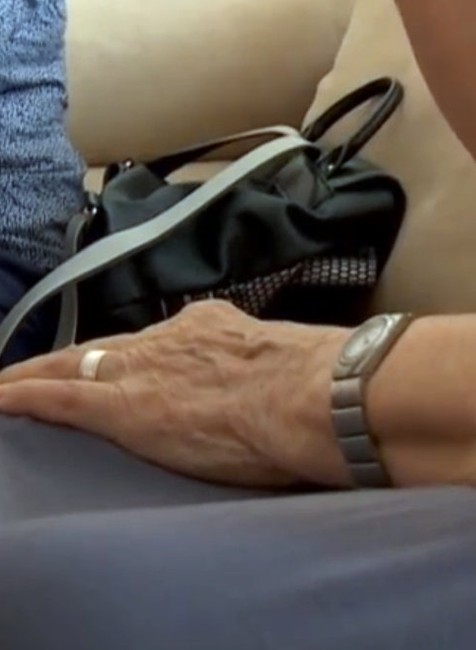 Podvodník sa pokúsil od dôchodkyne vylákať takmer 2000 eur. Tá sa oklamať nedala