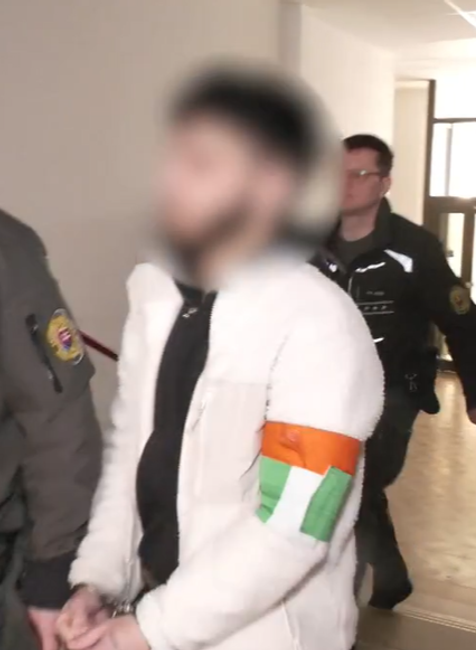 Mladíci zbili bezdomovca 