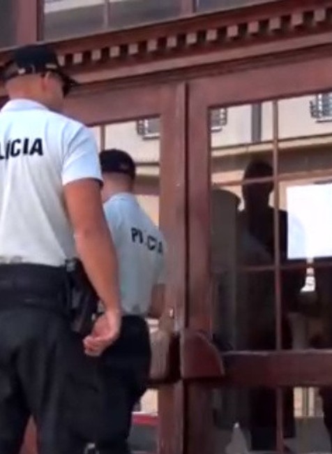 Zákazník vylúpil herňu 