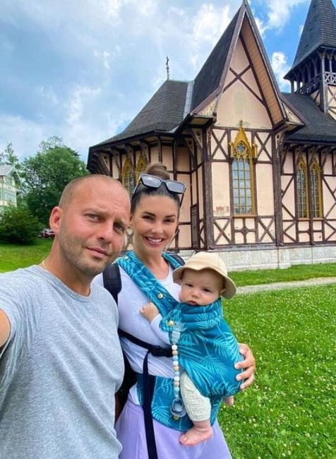 Soňa Skoncová s rodinou