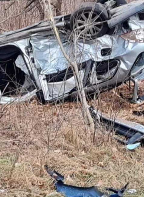 Tragická nehoda: Medzi Kostolišťom a Jakubovom sa zrazili tri autá