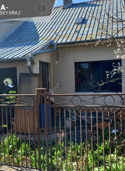Požiar domu v Dubnici nad Váhom