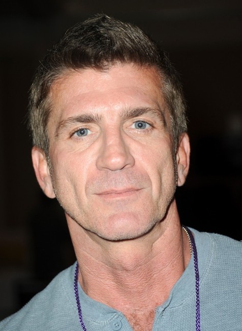 Joe Lando