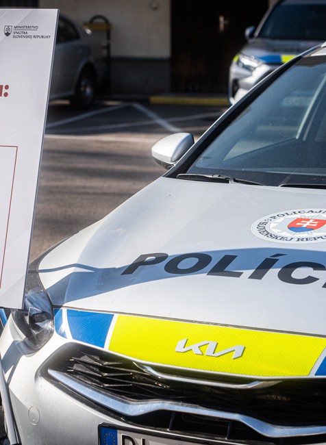 Rezort vnútra predstavil nový dizajn policajných áut