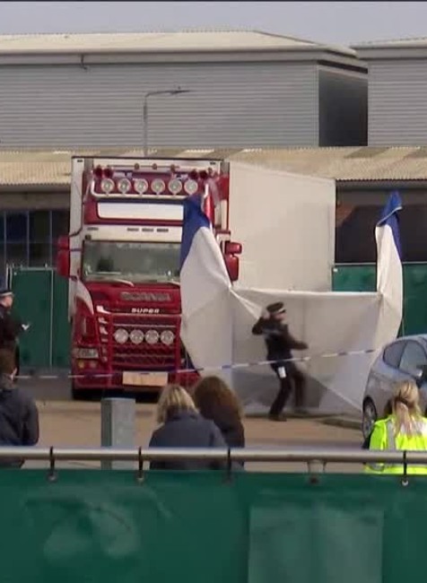 [multi] Polícia objavila v kamióne na juhovýchode Anglicka 39 tiel 3427