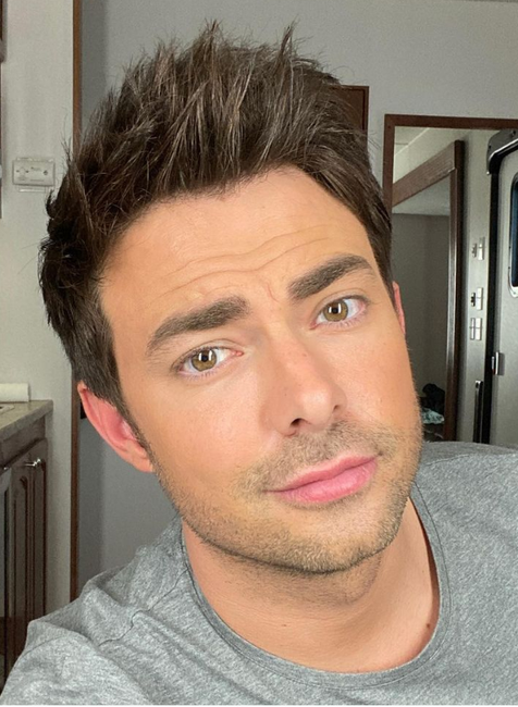 Jonathan Bennett