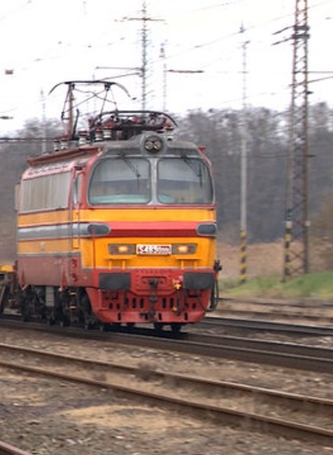 Zábava mladíkov skončila tragédiou. Pre fotku mu telom prešlo tisícky voltov