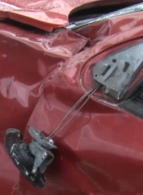 Uzavrený areál využil vodič na ťažko pochopiteľnú zábavu 