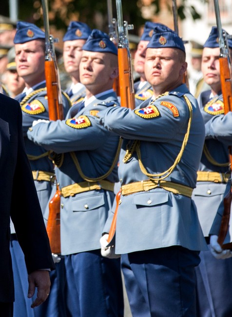 Andrej Kiska a vojaci