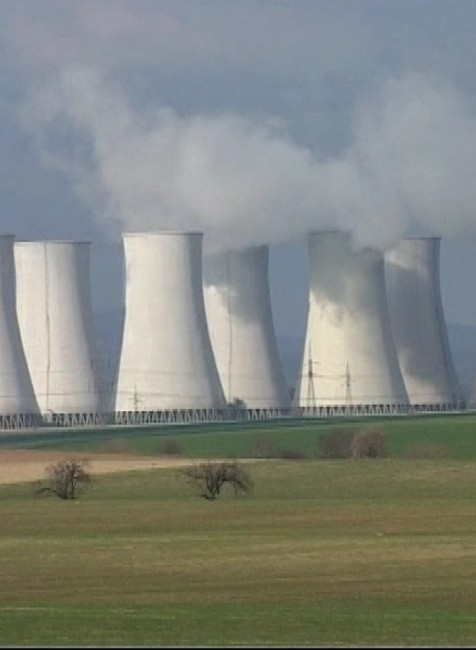 mochovce kominy vzadu