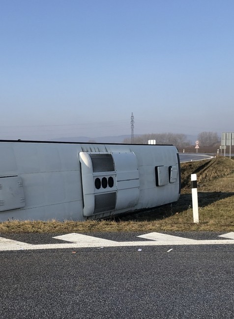 Nehoda autobusu Tornaľa 