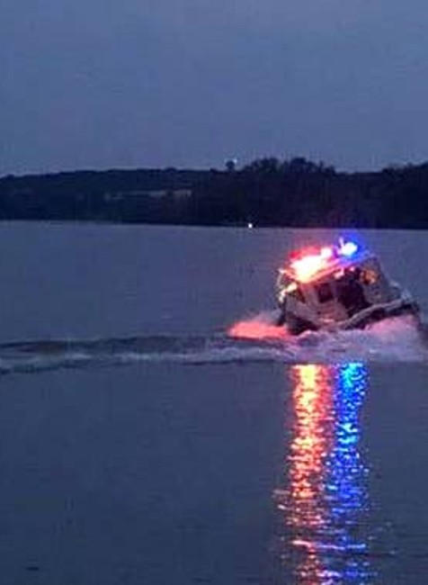 Tragédia na Zemplínskej Šírave: Dvaja mladíci z posádky člnu sa už nevynorili