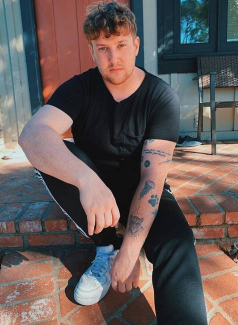 Screenshot_2020-05-13 Corey La Barrie ( coreylabarrie) • Fotky a videá na Instagrame(6)