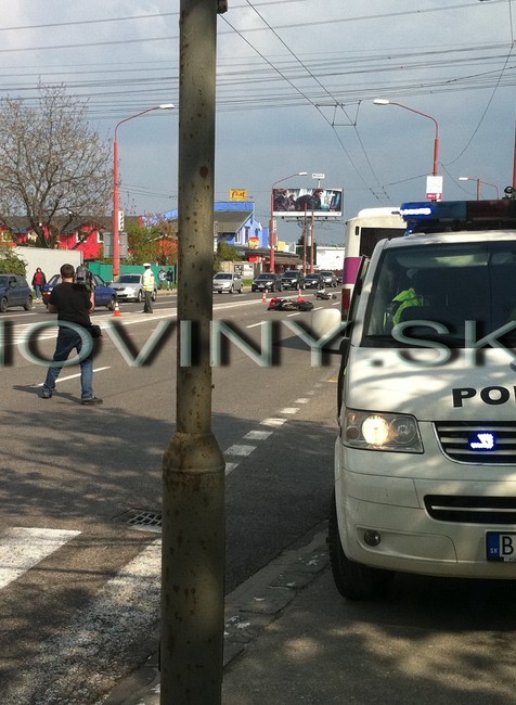 V Bratislave havarovali motorkári