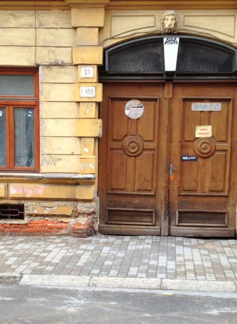 Policajti parkovanie miesto pre invalidov Košice 1