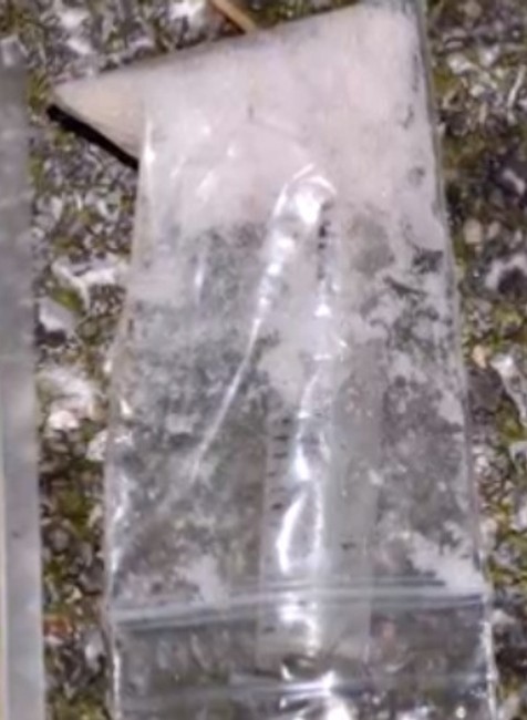 Mestská polícia zadržala mladíka. Obsah zaváraninovej fľaše zaujal aj štátnych kolegov