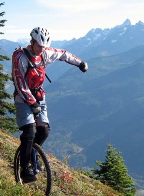 Kris Holm unicycle jednokolka bicykel na jednom kolese koleso svet