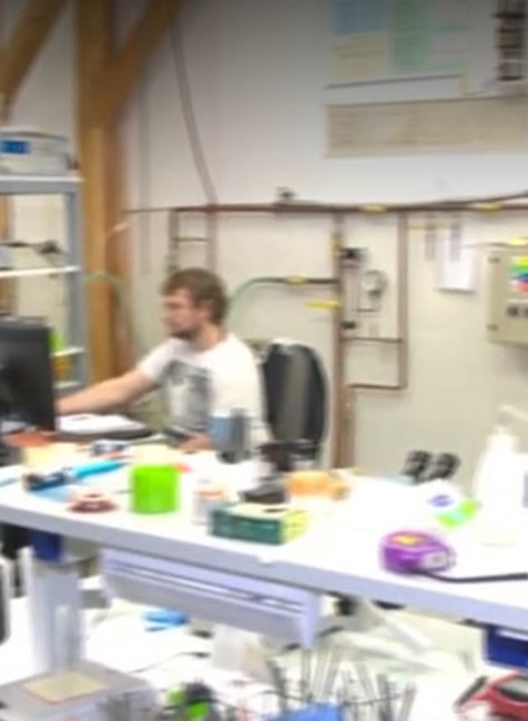 Slovenskí vedci sa zaradili medzi svetovú špičku. Dokázali nemožné, predmety levitujú