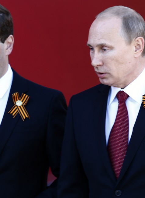 Dmitrij Medvedev, Vladimír Putin