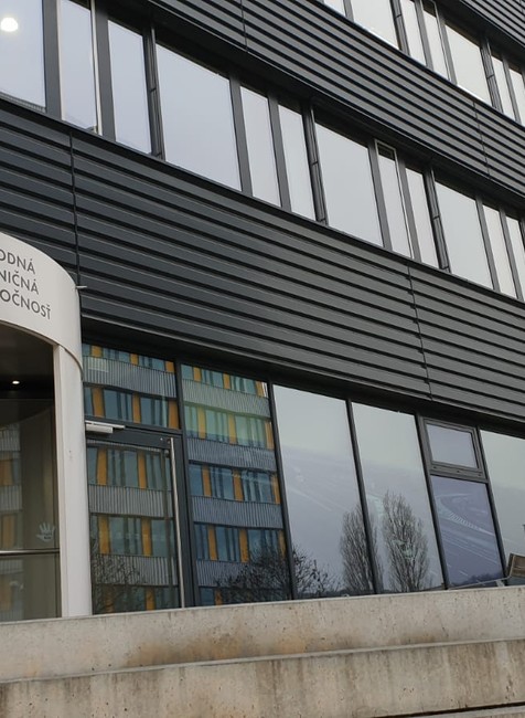 NAKA zasahuje vo viacerých krajoch.  Ide o výstavbu úseku D1