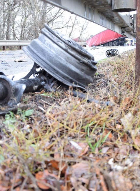 FOTO: Tragická nehoda pri Dunajskej Strede. Cestu uzavreli