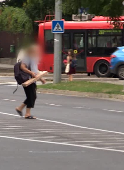 [multi] Chodci hazardéri dostávali pokuty. Prekvapujúce je, že ide často o seniorov 534