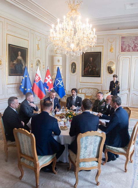 26marec2025_Okruhly_Stol_Prezidentsky_Palac_3117829