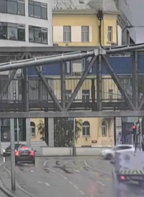 Slováka od zbesilej jazdy neodradil ani semafor či jednosmerka. 