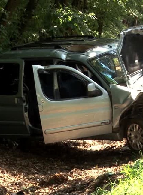 havaroval muž v sukni1351