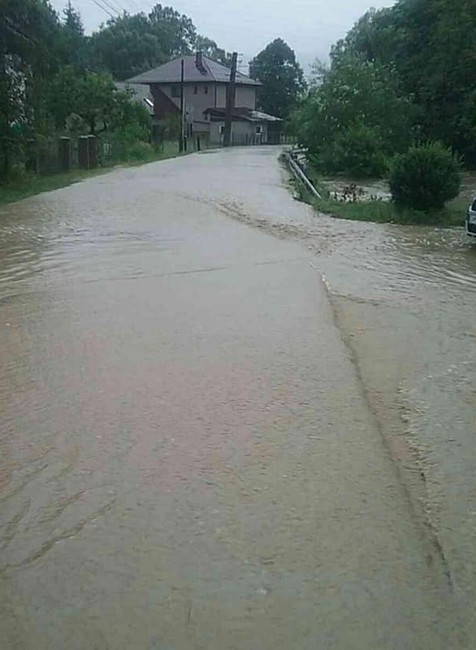 Severom Slovenska sa prehnali intenzívne búrky