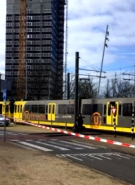 Útok v Holandsku. Muž strieľal v električke