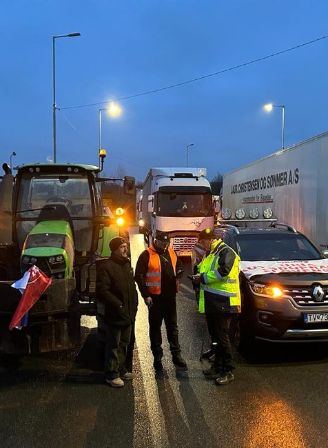 vysne nemecke strajk kamiony kolony hranicny priechod (1)