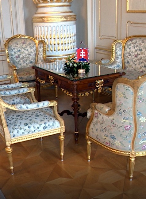 Sedenie v prezidentskom paláci