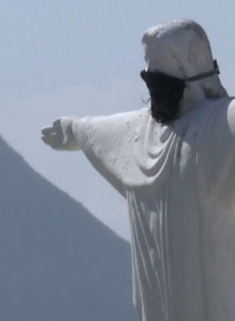  V Brazílii je návrat k životu pred pandémiou v nedohľadne.